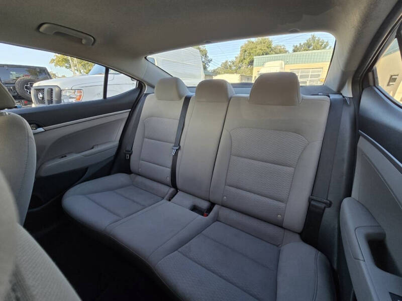 2020 Hyundai Elantra