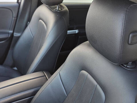 2021 Mercedes-Benz GLB GLB 250