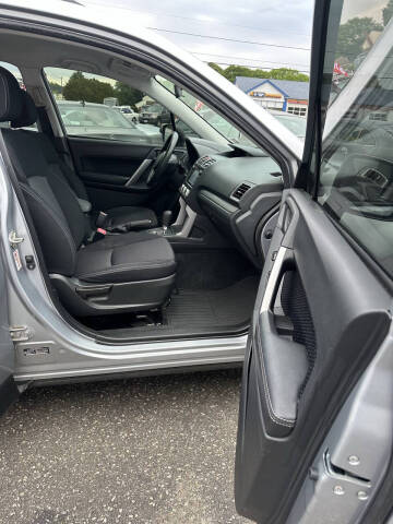 2017 Subaru Forester 2.5i