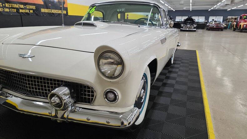 1956 Ford Thunderbird