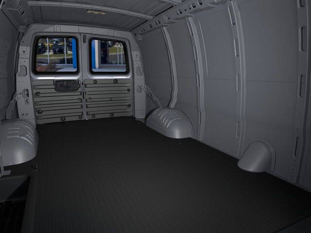 2026 Chevrolet Express 2500