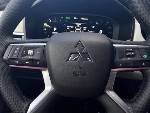 2025 Mitsubishi Outlander SEL