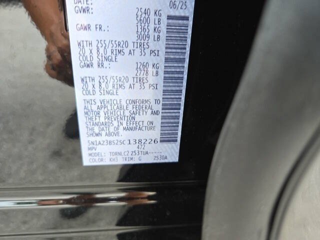 2025 Nissan Murano SV