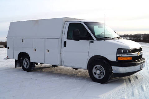 2017 Chevrolet Express for sale at KA Commercial Trucks, LLC in Dassel MN