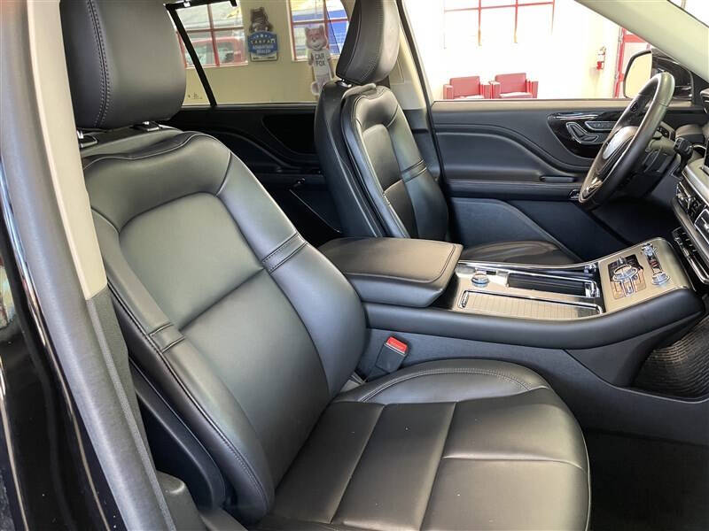 2023 Lincoln Aviator Livery