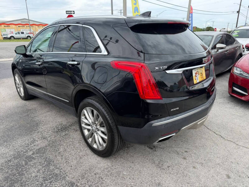 2017 Cadillac XT5 Platinum