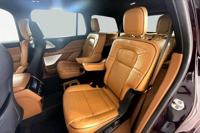 2022 Lincoln Aviator Black Label