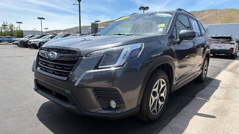 2023 Subaru Forester Premium
