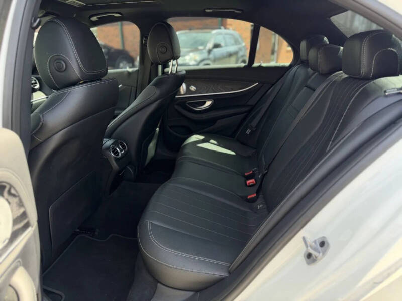 2019 Mercedes-Benz E-Class E 300