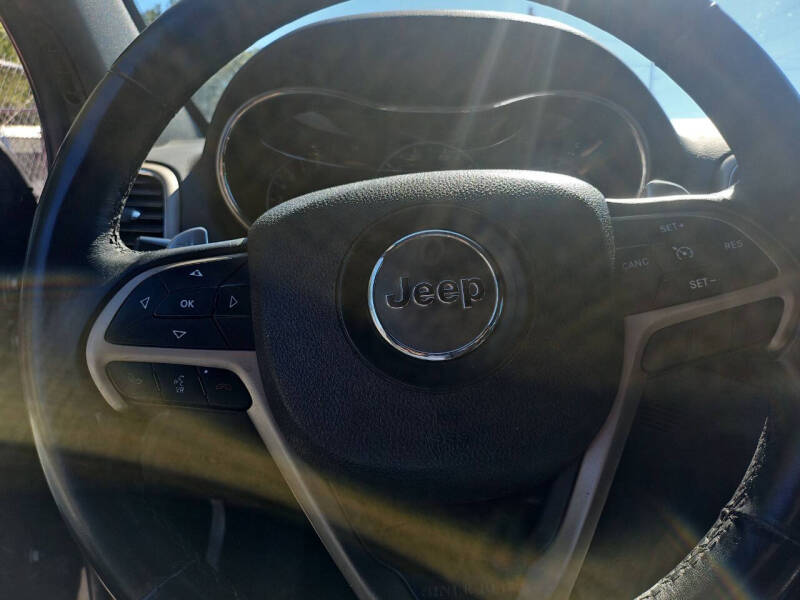 2017 Jeep Grand Cherokee Laredo E