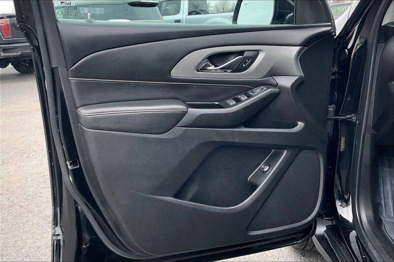 2020 Chevrolet Traverse LT Cloth