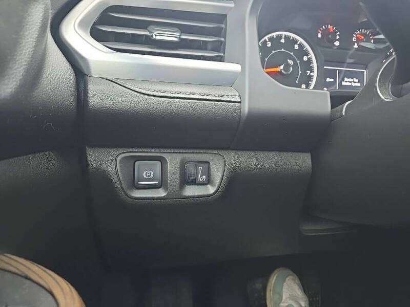 2017 GMC Acadia SLE-2