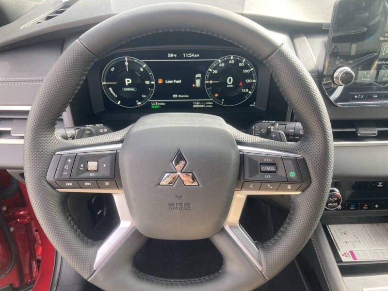 2025 Mitsubishi Outlander PHEV SEL