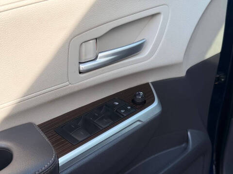 2022 Toyota Sienna XLE 7-Passenger