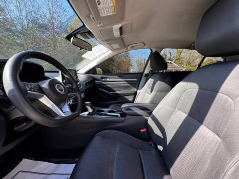 2021 Nissan Altima 2.5 SV