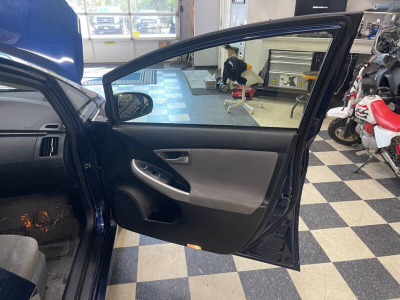 2015 Toyota Prius Three