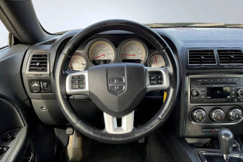 2012 Dodge Challenger SXT