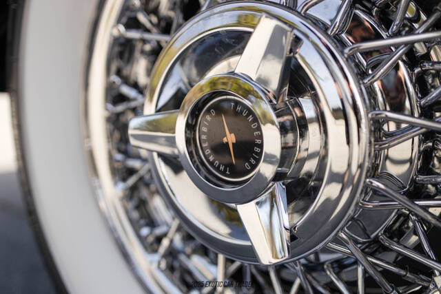 1960 Ford Thunderbird