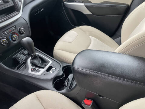2018 Jeep Cherokee Latitude