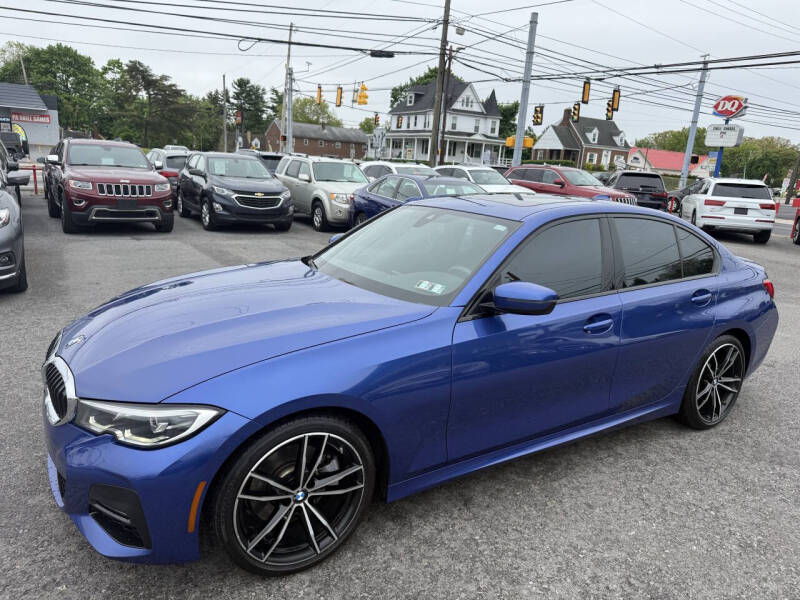 2020 BMW 3 Series 330i xDrive Sedan's photo