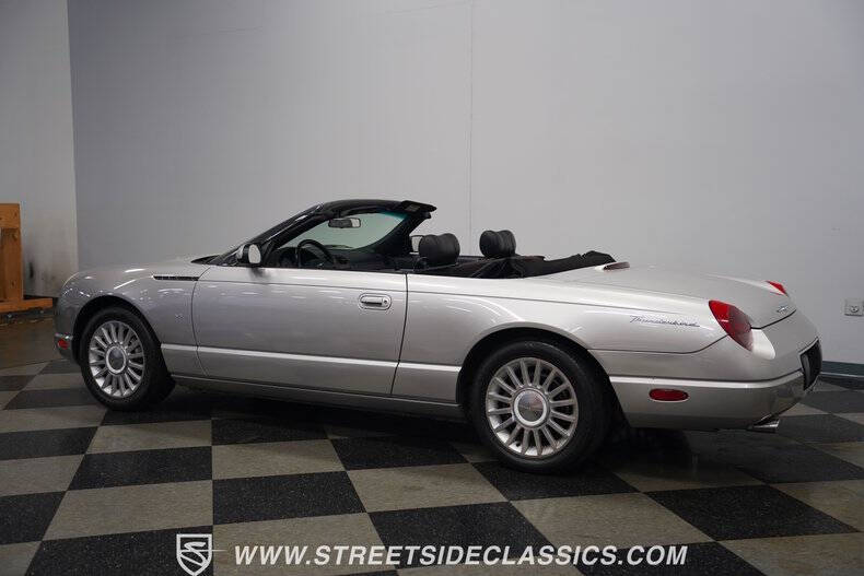 2004 Ford Thunderbird Deluxe