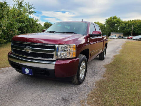 2008 Chevrolet Silverado 1500 for sale at The Car Shed in Burleson TX