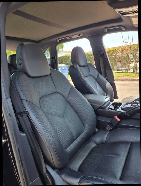2016 Porsche Cayenne S