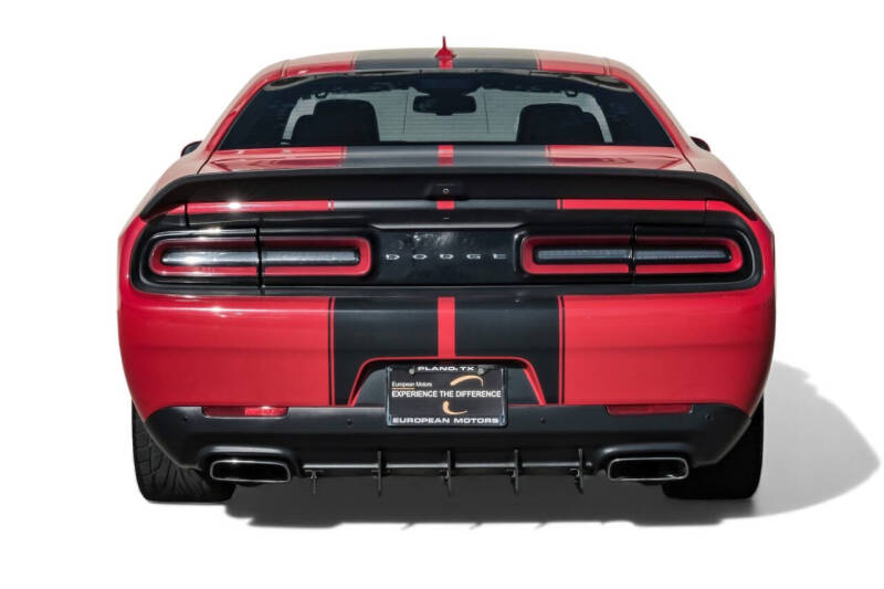 2015 Dodge Challenger SRT 392