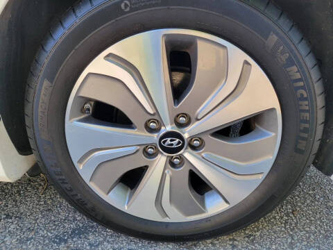 2015 Hyundai Sonata Hybrid Limited