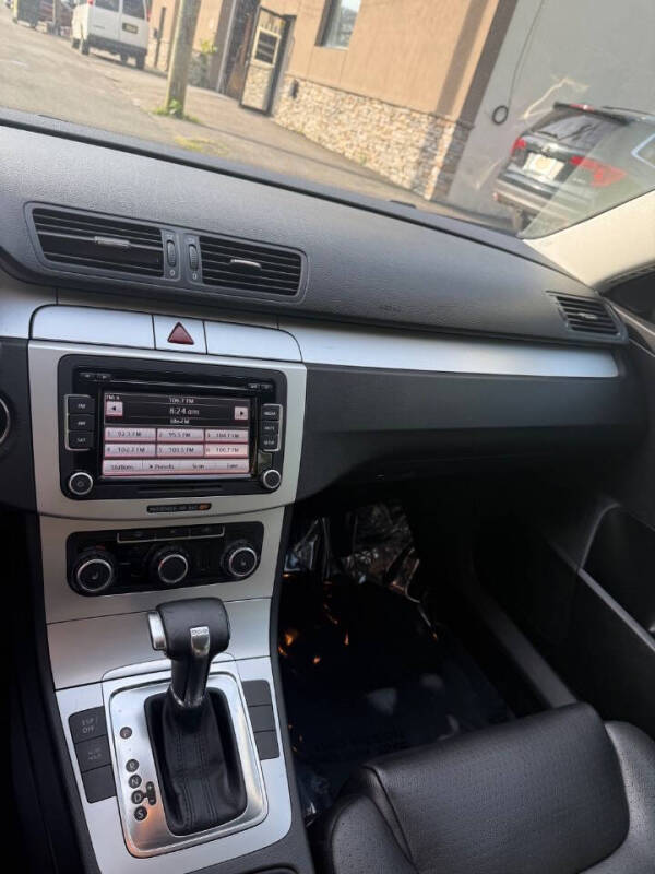 2010 Volkswagen Passat Komfort PZEV