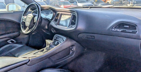 2015 Dodge Challenger R/T Plus Shaker