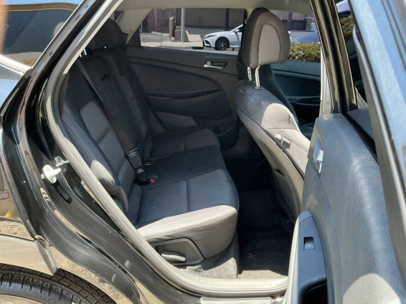 2017 Hyundai Tucson SE