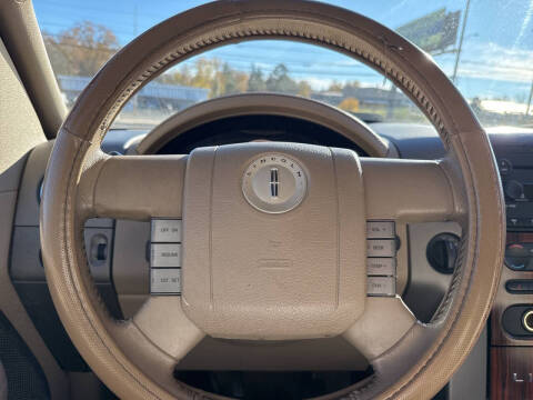 2006 Lincoln Mark LT