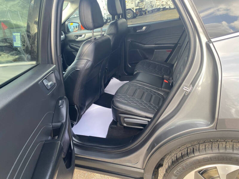 2023 Ford Escape Hybrid Platinum