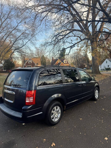 2008 Chrysler Town and Country Touring