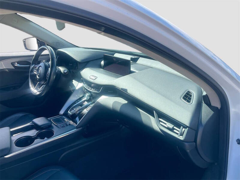 2023 Acura TLX w/Tech