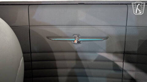 2004 Ford Thunderbird