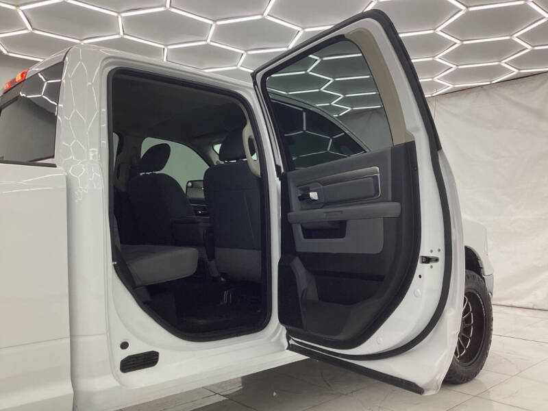 2020 RAM 1500 Classic SLT