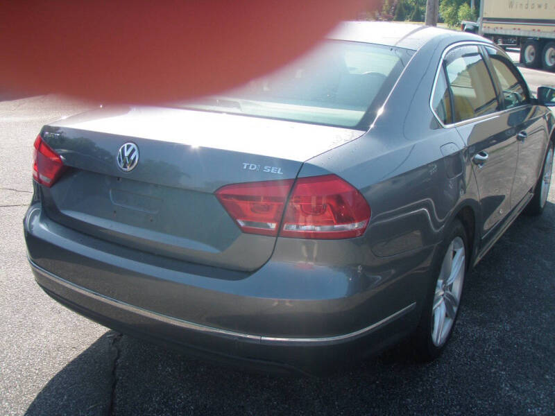 2012 Volkswagen Passat TDI SEL Premium