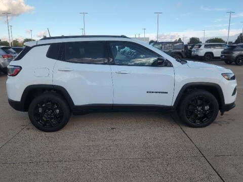 2026 Jeep Compass Latitude Altitude