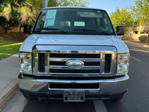 2014 Ford E-Series E-150 XLT