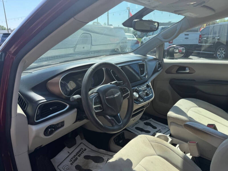 2017 Chrysler Pacifica Touring