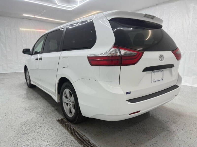 2020 Toyota Sienna L 7-Passenger