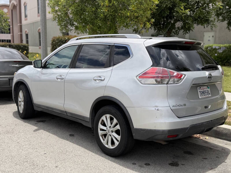 2016 Nissan Rogue SV
