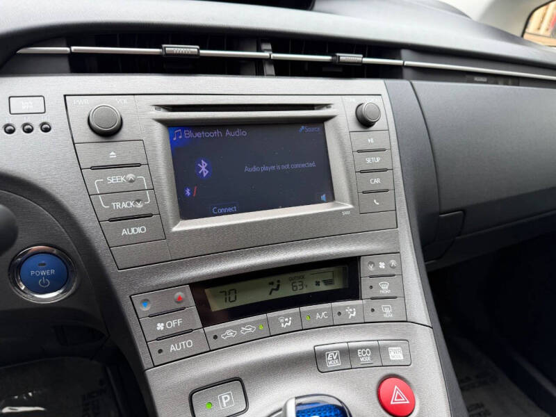 2013 Toyota Prius Two