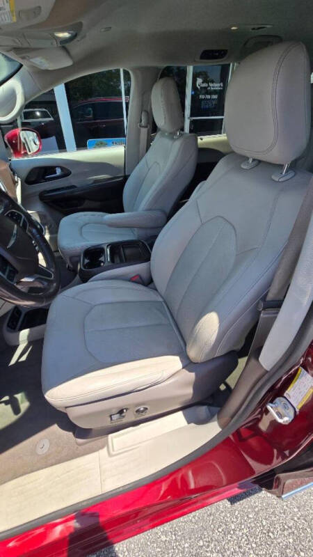 2020 Chrysler Pacifica Touring L