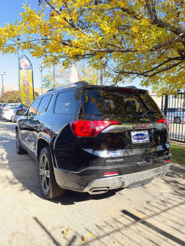 2017 GMC Acadia Denali