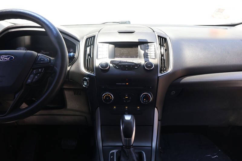 2016 Ford Edge SE