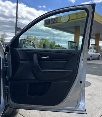 2017 Chevrolet Traverse LT