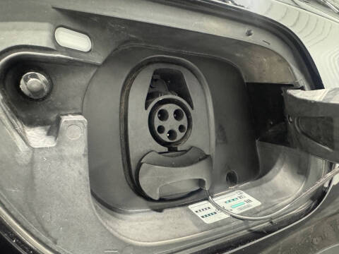 2023 Volkswagen ID.4 Pro S Plus